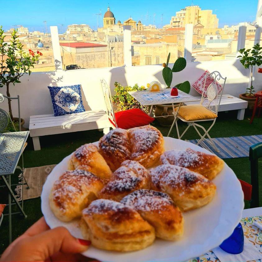 Due Passi Dal Centro Bed & Breakfast Marsala Luaran gambar