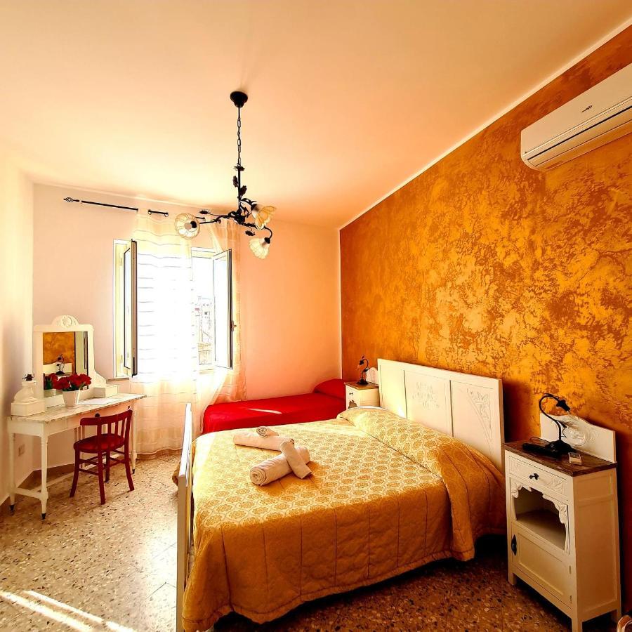 Due Passi Dal Centro Bed & Breakfast Marsala Luaran gambar