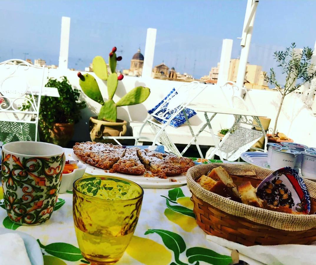 Due Passi Dal Centro Bed & Breakfast Marsala Luaran gambar