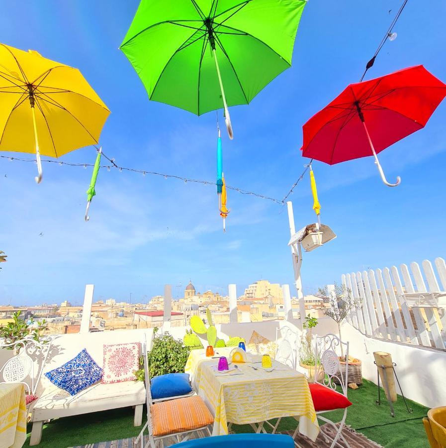 Due Passi Dal Centro Bed & Breakfast Marsala Luaran gambar