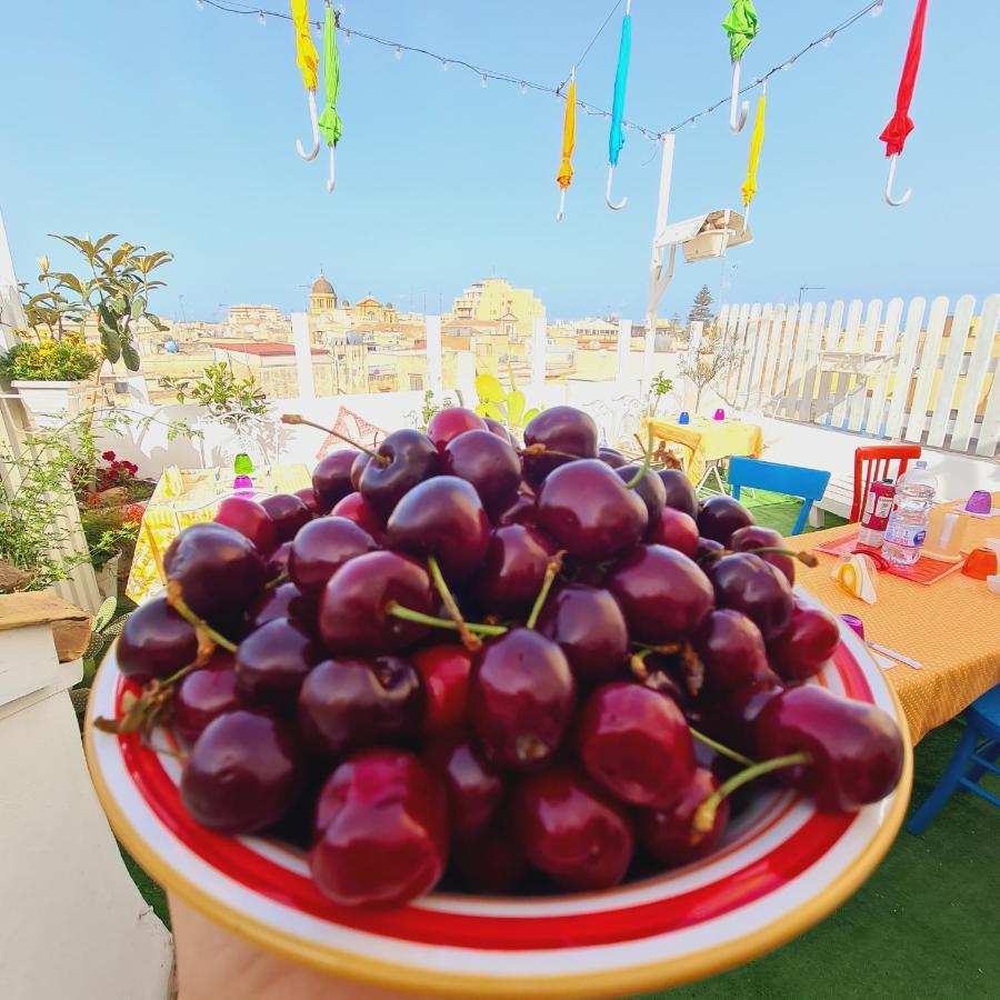 Due Passi Dal Centro Bed & Breakfast Marsala Luaran gambar