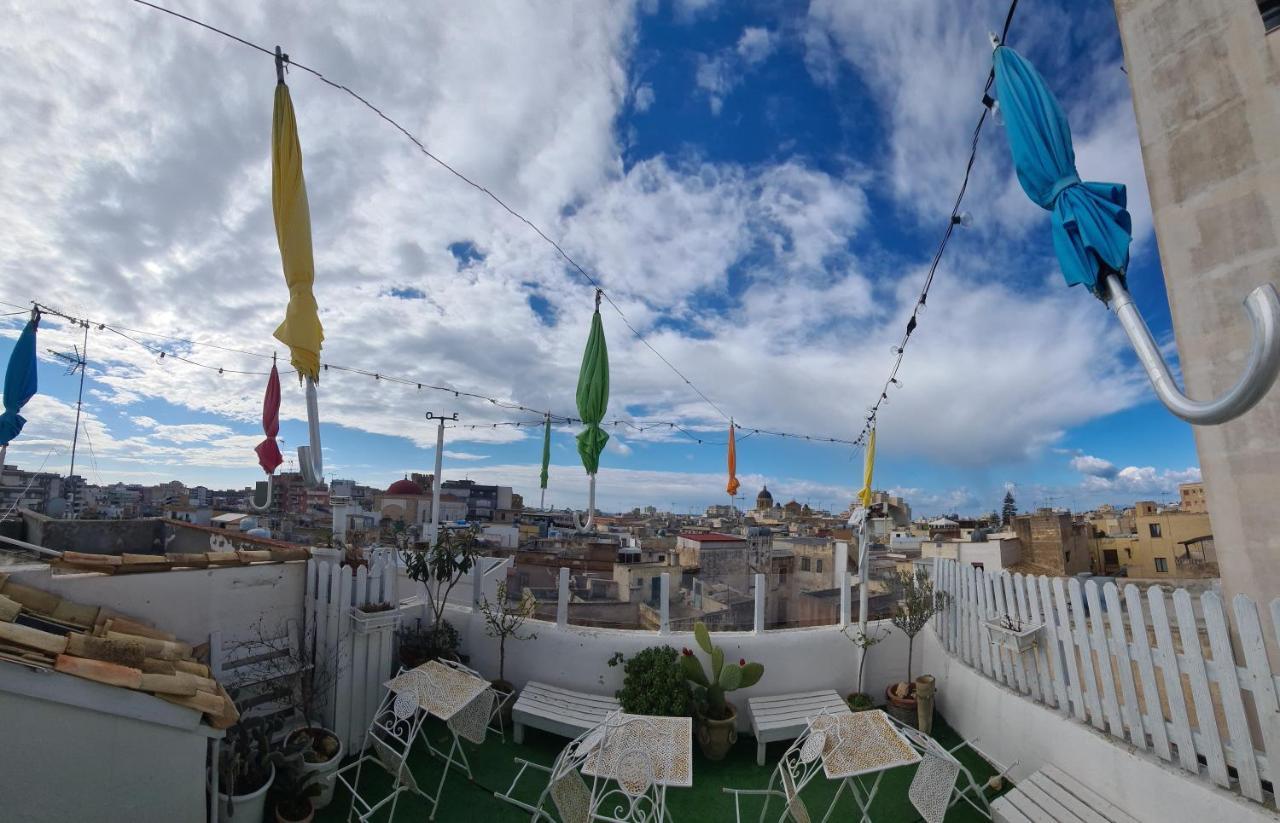 Due Passi Dal Centro Bed & Breakfast Marsala Luaran gambar